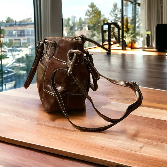 Giani Bernini Handle & Adjustable Latch Off Crossbody Strap Genuine Leather Bag! - Picture 7 of 16